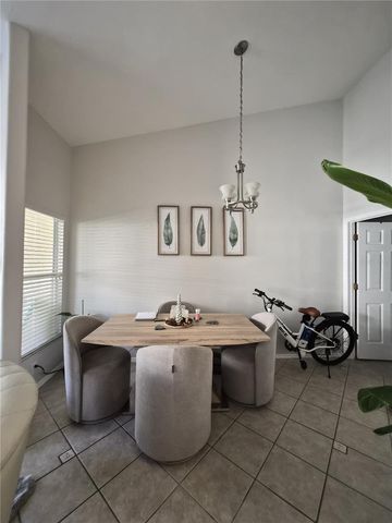 658 GREEN VALLEY ROAD B3, Palm Harbor, FL 34683