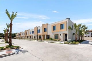 225 Canary Avenue, Mcallen, TX 78504