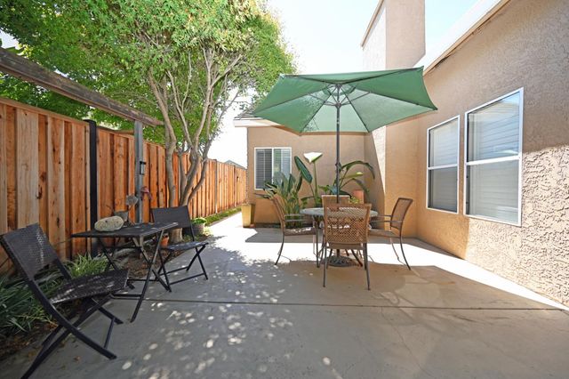 2680 Hogan Dr, Turlock, CA 95382