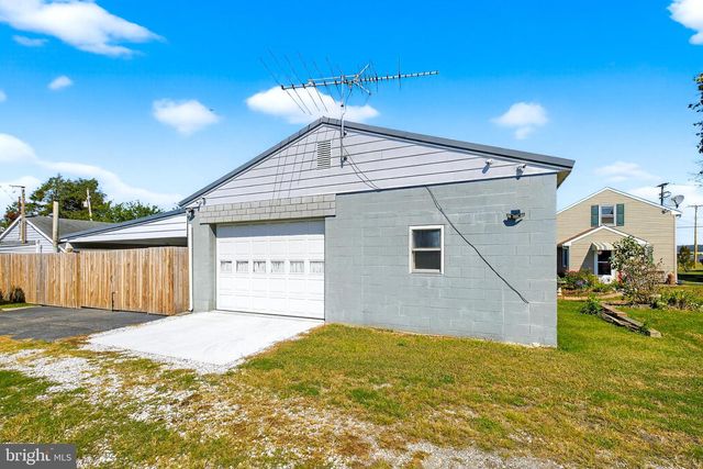 1012 W ELM AVE, Hanover, PA 17331