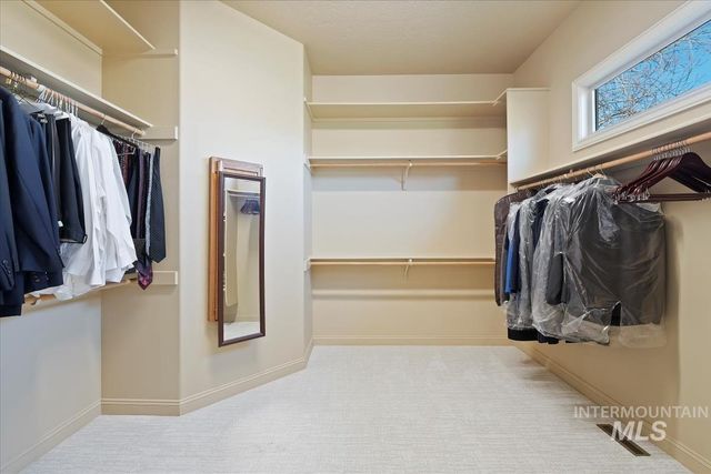 2804 S Island Dr, Nampa, ID 83686