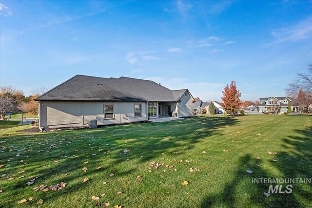 2804 S Island Dr, Nampa, ID 83686