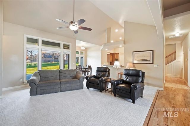 2804 S Island Dr, Nampa, ID 83686