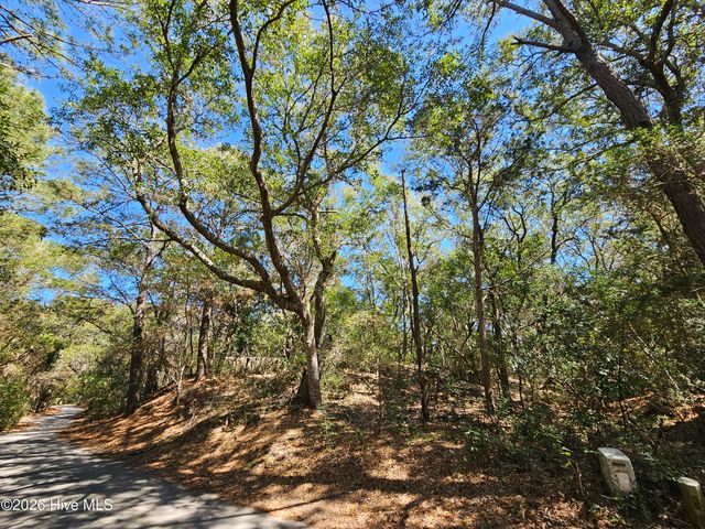 39 Fort Holmes Trail, Bald Head Island, NC 28461