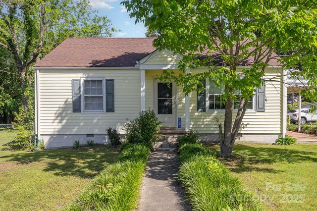 1302 N Ellis Street, Salisbury, NC 28144