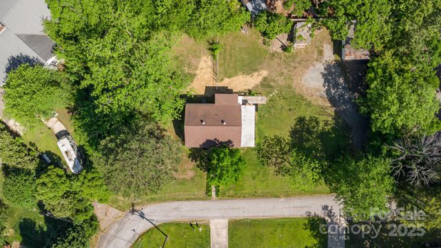 1302 N Ellis Street, Salisbury, NC 28144
