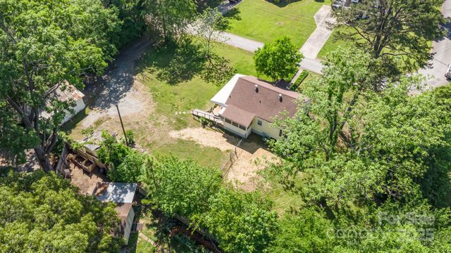 1302 N Ellis Street, Salisbury, NC 28144