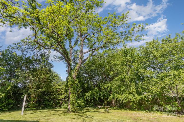 1302 N Ellis Street, Salisbury, NC 28144