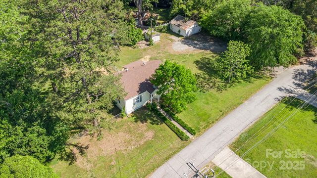 1302 N Ellis Street, Salisbury, NC 28144