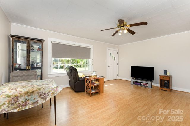1302 N Ellis Street, Salisbury, NC 28144