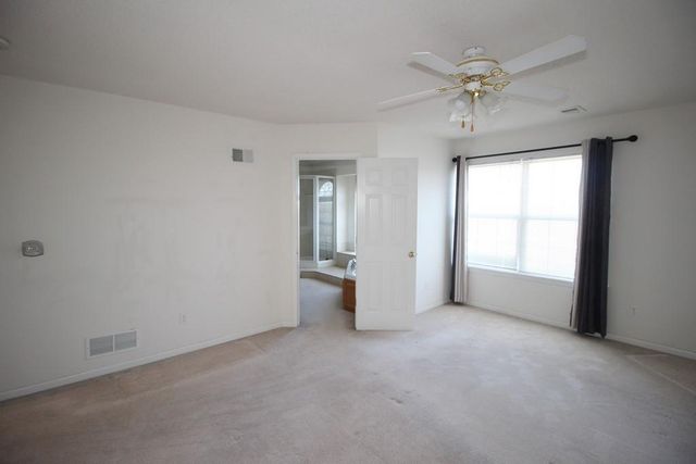 900 SW Shorthorn Drive, Grain Valley, MO 64029