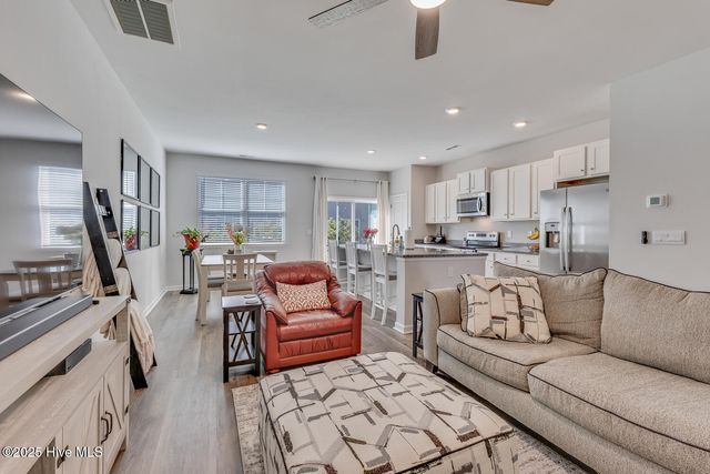 6531 Shark Tooth Trail, Wilmington, NC 28412