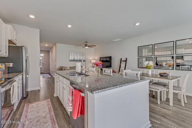 6531 Shark Tooth Trail, Wilmington, NC 28412