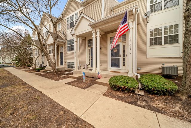 34325 N Barberry Road, Round Lake, IL 60073