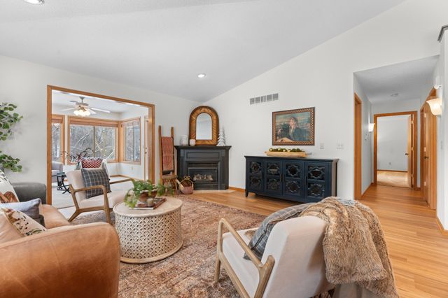 2327 Pinewood Road SE, Rochester, MN 55904