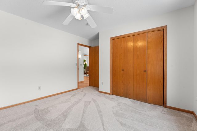 2327 Pinewood Road SE, Rochester, MN 55904