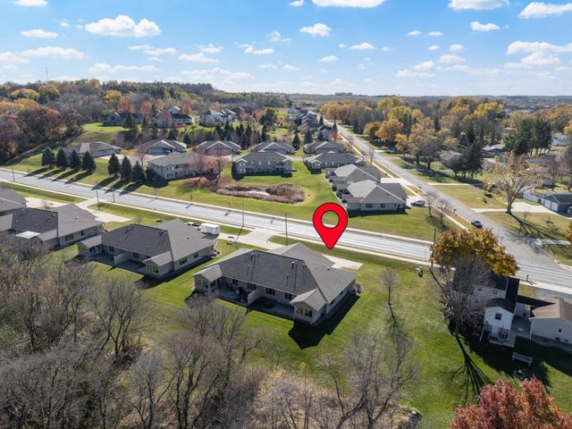 2327 Pinewood Road SE, Rochester, MN 55904