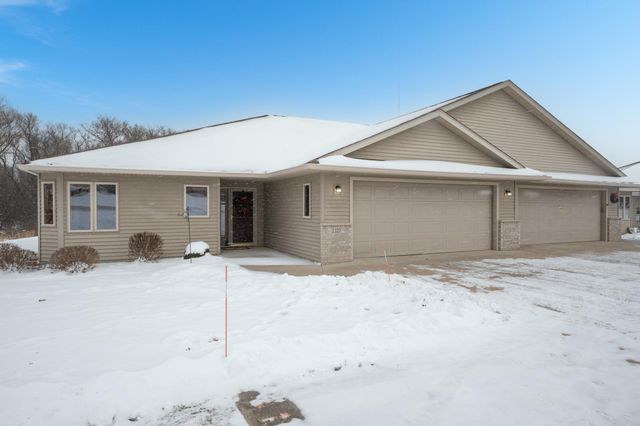 2327 Pinewood Road SE, Rochester, MN 55904