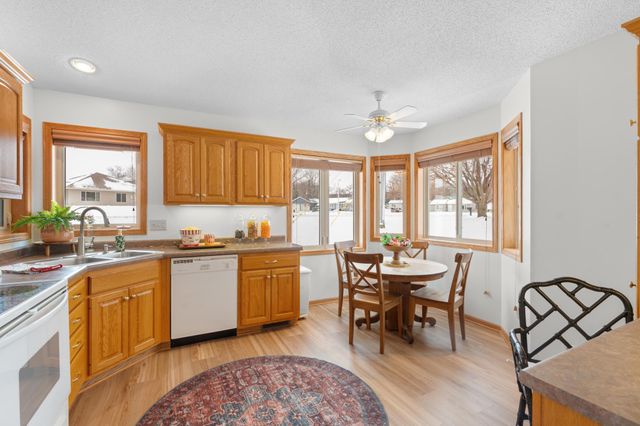 2327 Pinewood Road SE, Rochester, MN 55904