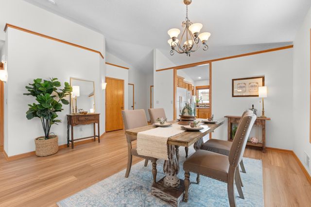 2327 Pinewood Road SE, Rochester, MN 55904