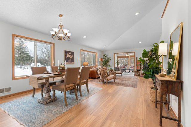 2327 Pinewood Road SE, Rochester, MN 55904