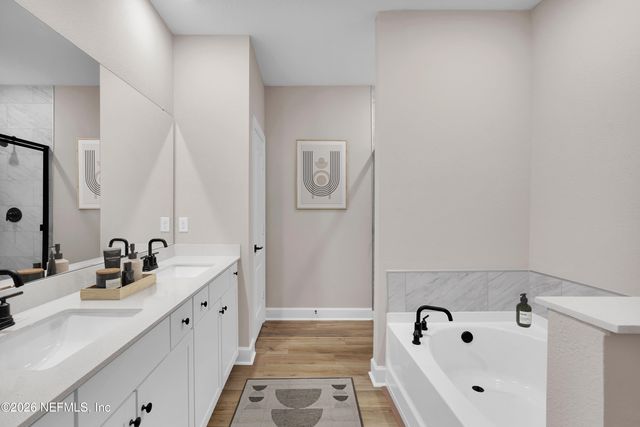 2068 FEATHEREDGE WAY, Middleburg, FL 32068