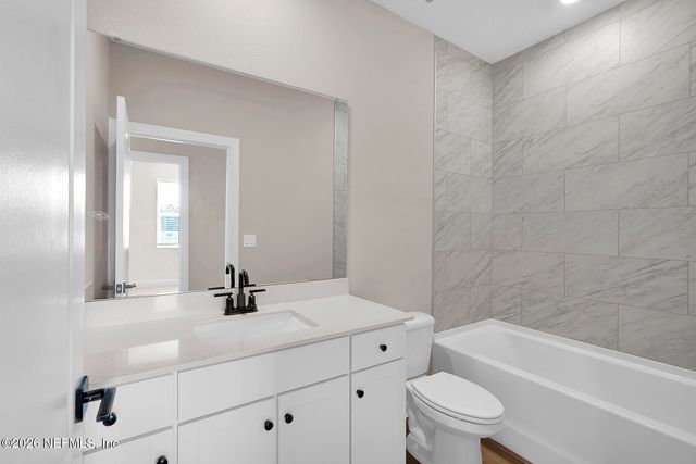 2068 FEATHEREDGE WAY, Middleburg, FL 32068