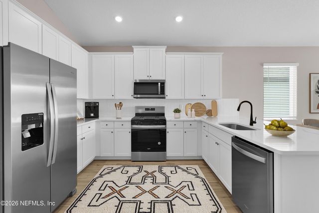 2068 FEATHEREDGE WAY, Middleburg, FL 32068