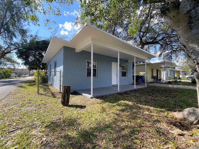 1602 NW 7th Place, Fort Lauderdale, FL 33311