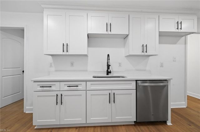 6341 Godwin BLVD, Suffolk, VA 23432