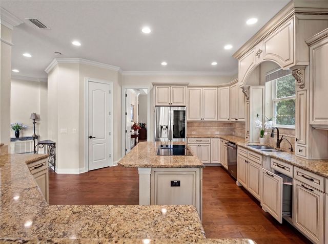 25622 HAWKS RUN LANE, Sorrento, FL 32776