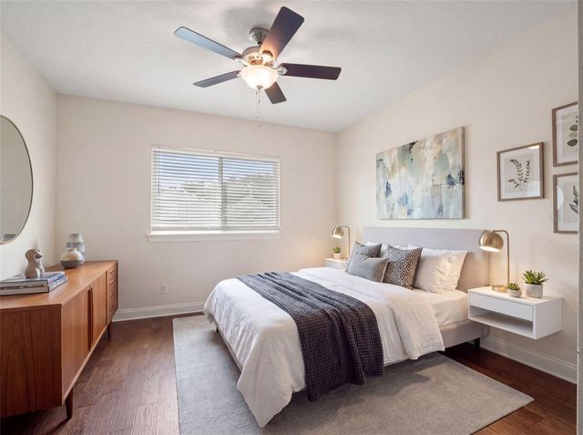 25622 HAWKS RUN LANE, Sorrento, FL 32776