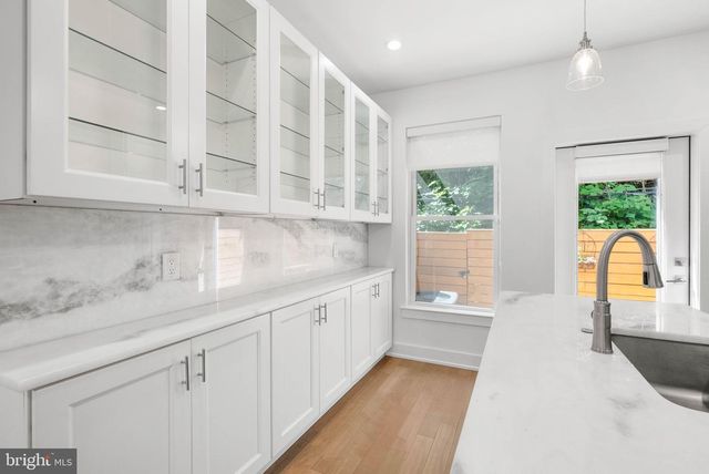 616 DUDLEY ST, Philadelphia, PA 19148