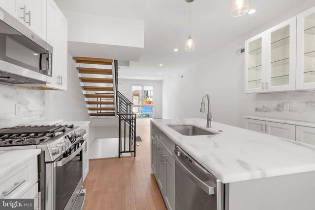 616 DUDLEY ST, Philadelphia, PA 19148