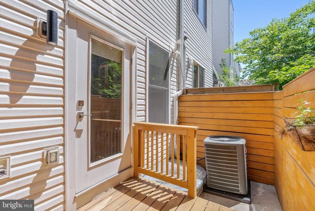 616 DUDLEY ST, Philadelphia, PA 19148