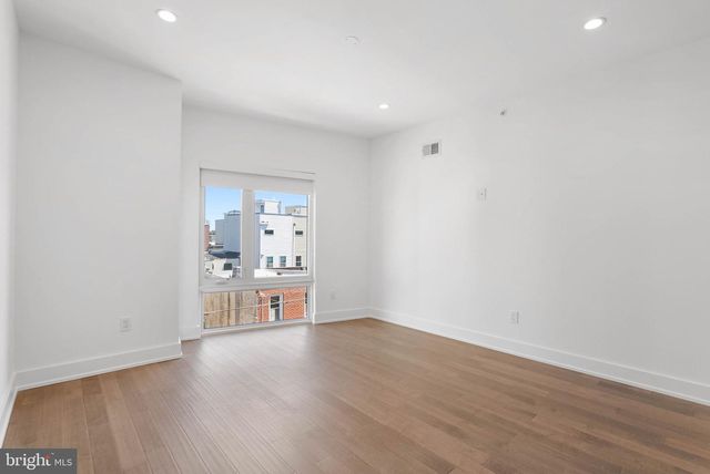 616 DUDLEY ST, Philadelphia, PA 19148
