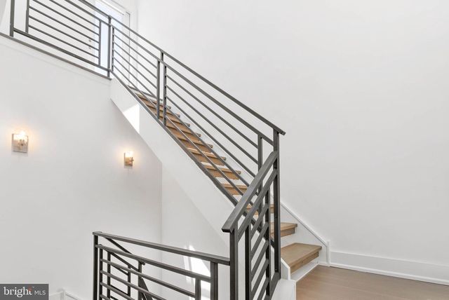 616 DUDLEY ST, Philadelphia, PA 19148