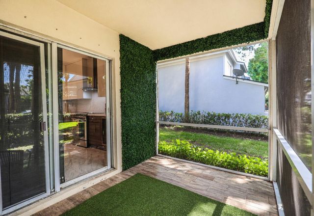 3333 Cabaret Lane 3333, Margate, FL 33063