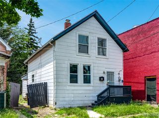 86 Deshler Street, Buffalo, NY 14212