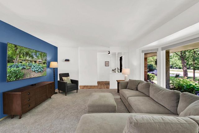 14965 W North AVENUE, Brookfield, WI 53005
