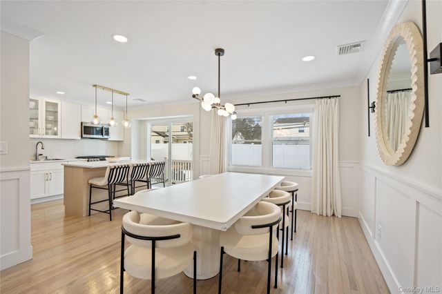 36 Stauber Drive, Plainview, NY 11803