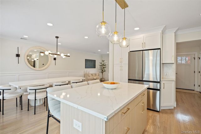 36 Stauber Drive, Plainview, NY 11803