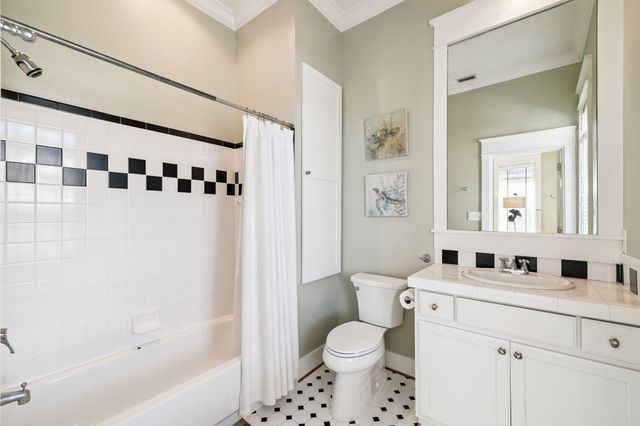 152 White Cliffs Boulevard, Santa Rosa Beach, FL 32459