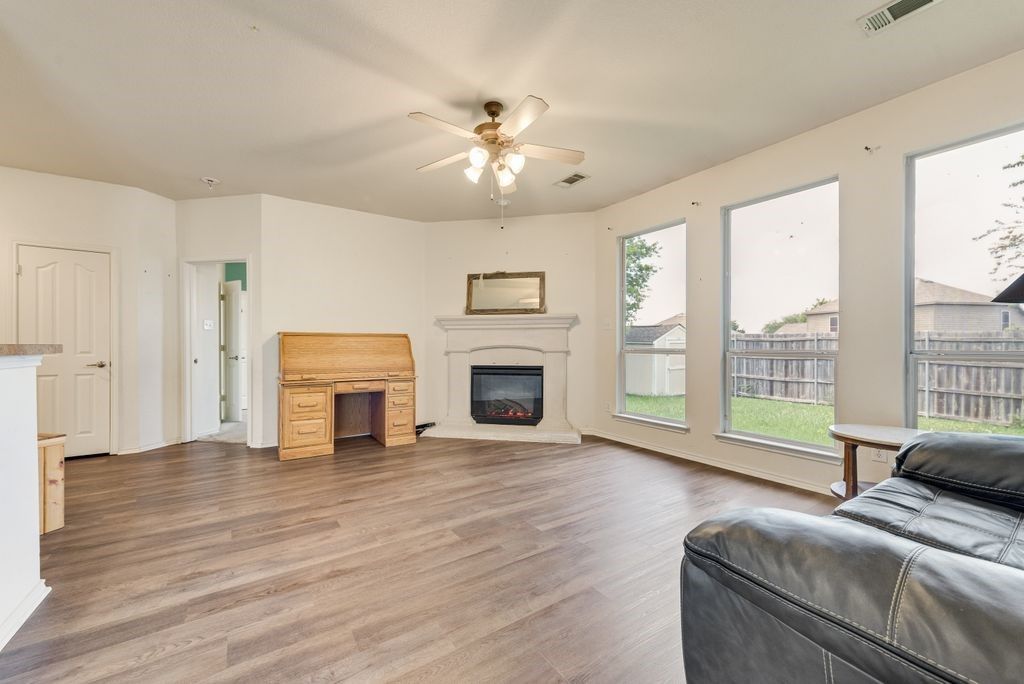1008 Fort Apache Drive, Fort Worth, TX 76052 — photo 4
