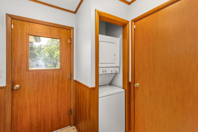 2619 Meadow Glen Road, Ames, IA 50014
