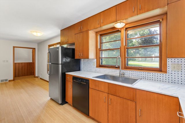 2619 Meadow Glen Road, Ames, IA 50014