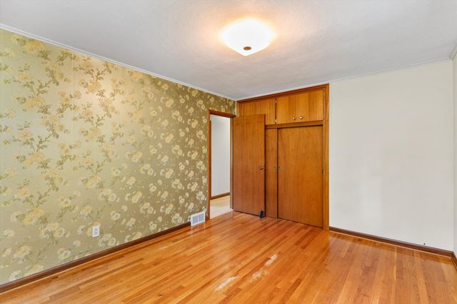 2619 Meadow Glen Road, Ames, IA 50014