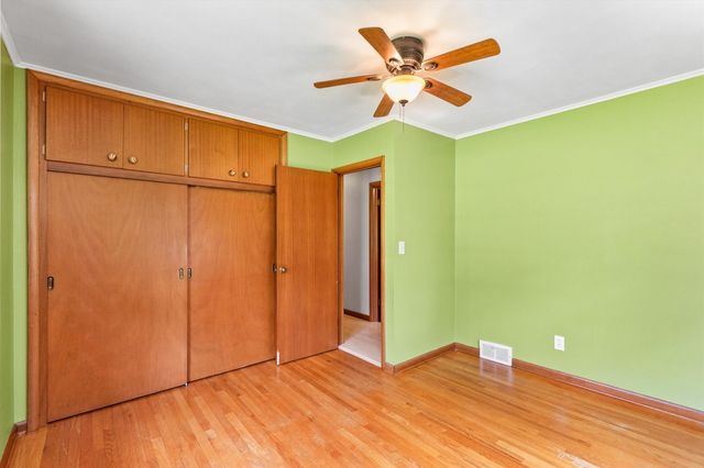 2619 Meadow Glen Road, Ames, IA 50014