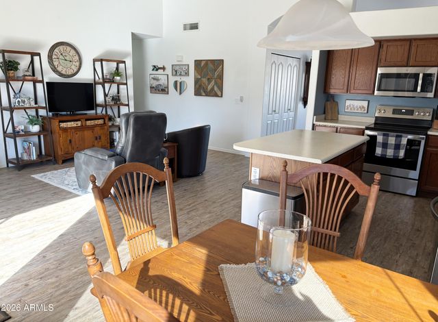 2353 E WILLOW WICK Road, Gilbert, AZ 85296