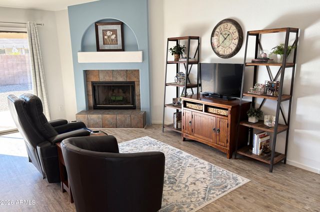 2353 E WILLOW WICK Road, Gilbert, AZ 85296